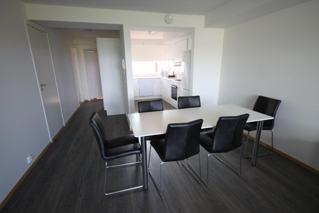 Flotmyrgarden Apartment Hotel Haugesund Exterior photo